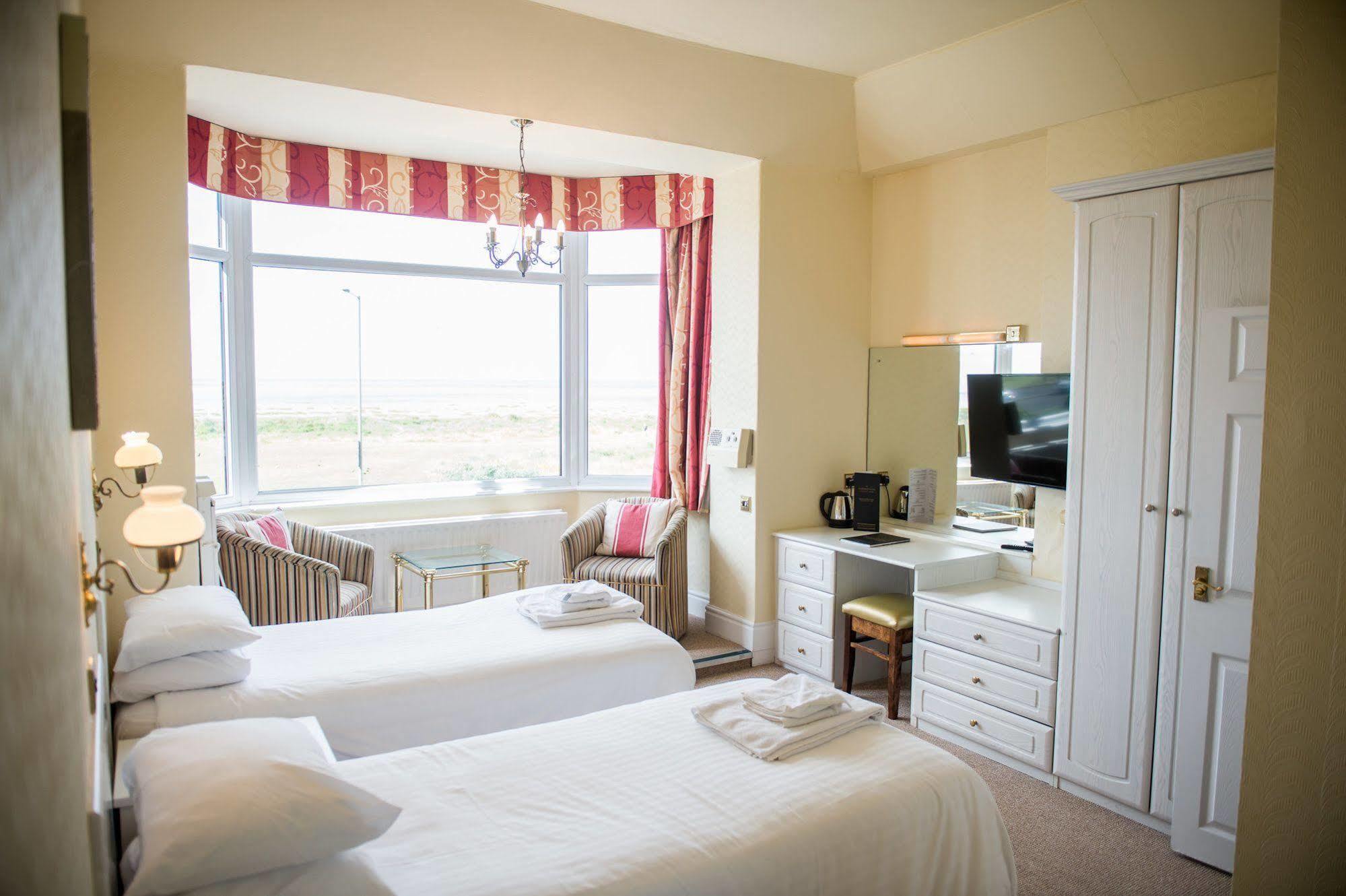 The Chadwick Hotel ลิธึม เซนต์ แอนน์ส ภายนอก รูปภาพ